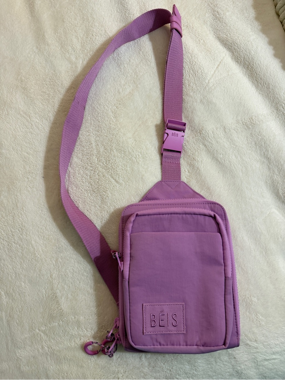 BEIS Berry The Sport Sling